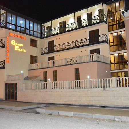Hotel Grand Palace Akhaltsikhe  Exteriör bild