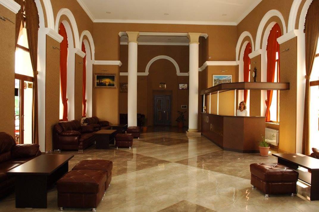 Hotel Grand Palace Akhaltsikhe  Exteriör bild